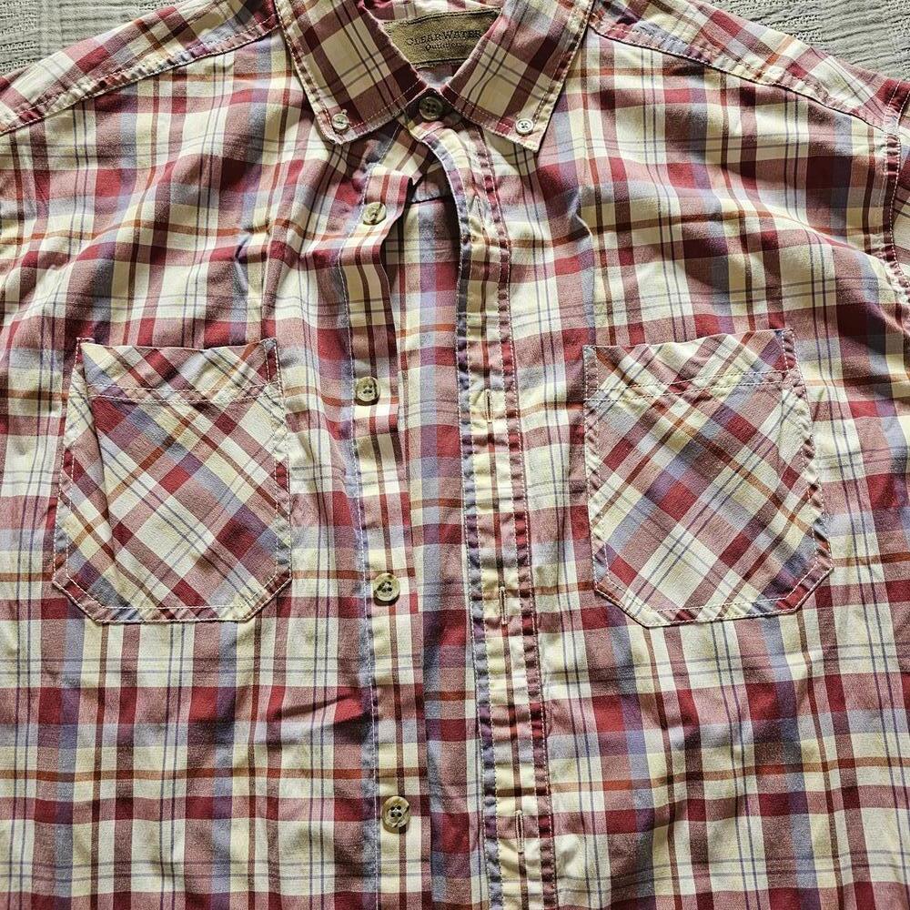 Clearwater Outfitters Men's Short Sleeve Plaid Button-Up Shirt Medium - Picture 4 of 5